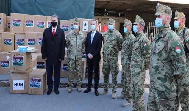 Ungarn hilft Kosovo mit Anti-Ausrüstung CO VID-19