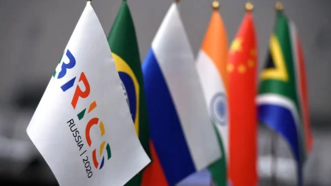Cumbre de BICS Xi pidió cooperación internacional contra COVID-19