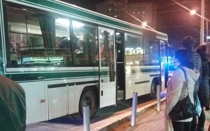 Heavy Event: A young man stabbed to the neck on the 7A line bus