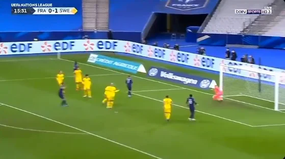 Giroud brille avec la France, accepte la superassiste de Mbappe cfarë marque un brillant but