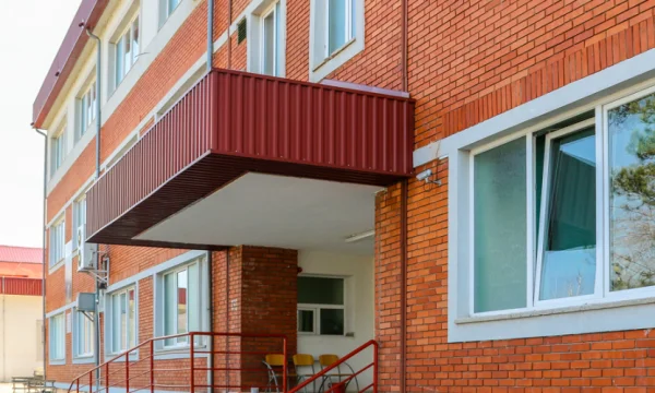 Family says dead man from Coved in Mitrovica left in room with the living