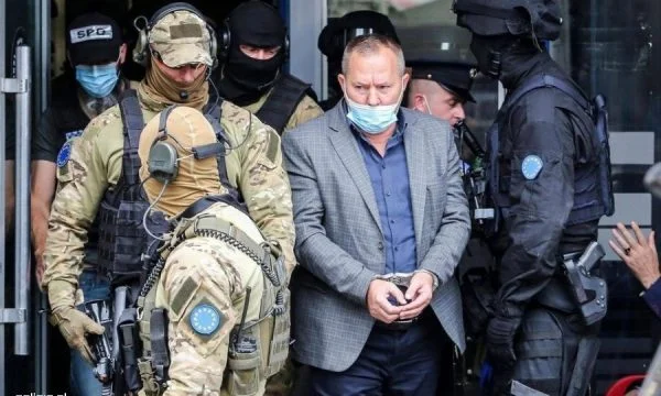 Polnische Polizei swelliert für Professionalität mit den Verhaftungen ehemaliger KLA Soldaten, verpasst von Jakup Krasniqi