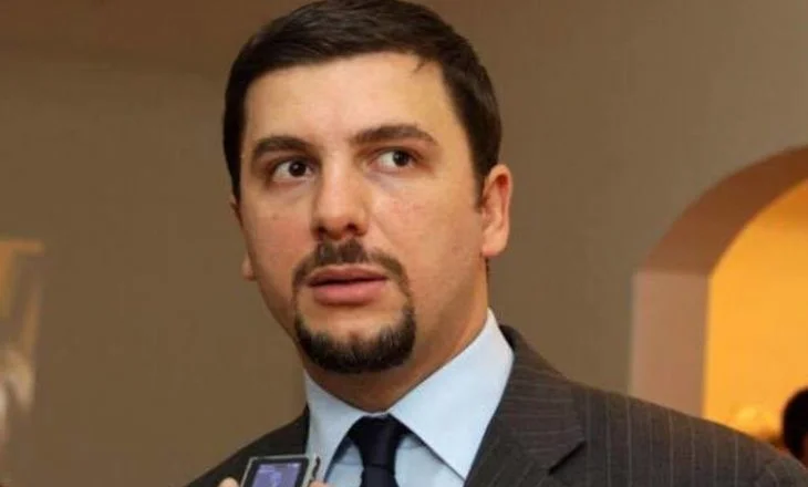 Krasniqi: Kryeministri po dezerton para përgjegjësisë që ka