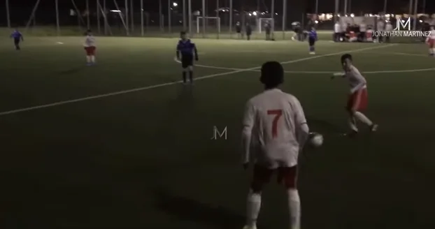 Fai sembrare tuo padre il figlio di Ronaldo scintillante con il pioniere di Juvenus.