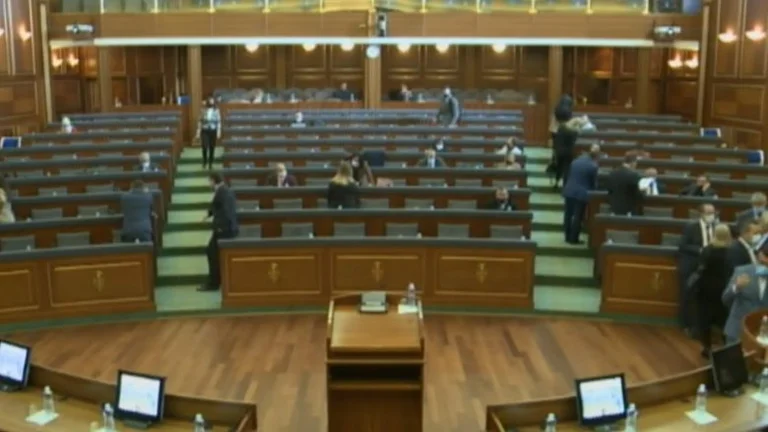 PDK deputies return to Kosovo Parliament a week after suspending activities