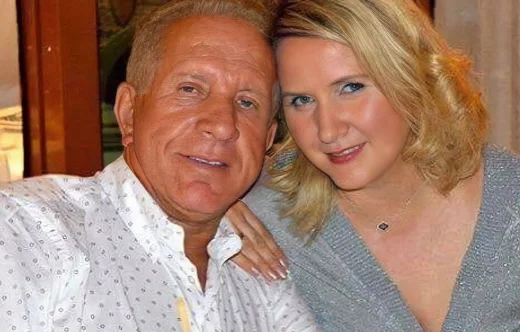 Sua moglie festeggia il suo compleanno, così si congratula con Behet Pacolli