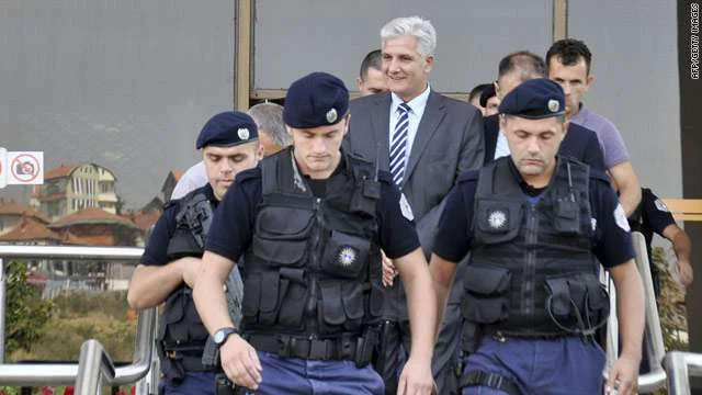 Former BQ governor to be compensated for over 200 thousand euros for arrest and keeping it in custody