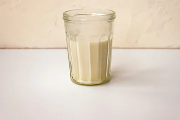 oats of oatmeal milk are the 2020 version of French manicer
