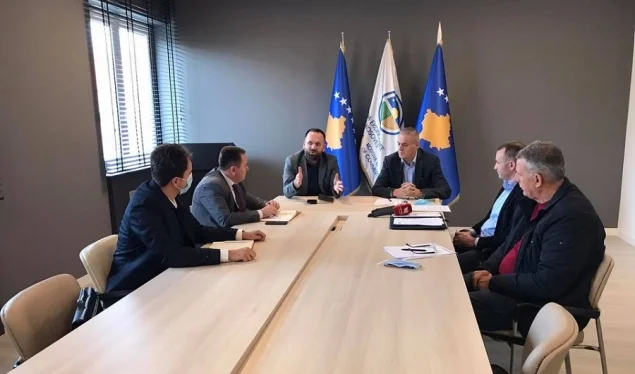 L'État blesse les pétroliers avec des millions d'euros, requis par le MTI abolissant les directives administratives