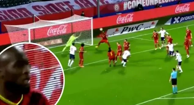 Romelu Lukak a sauvé la Belgique de son objectif hier soir, et voici une incroyable réaction à la tête.