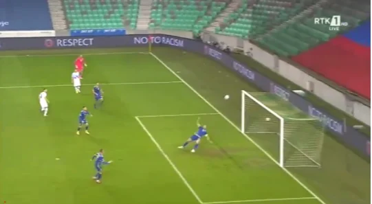 Untapped exit, leaves the gate open, beat him right there in time takes the ball off the net
