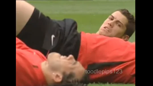 La vidéo de Cristiano Ronaldo, postée par Patrice Evra, prend le dessus sur la grille : Voici le drôle de moment.
