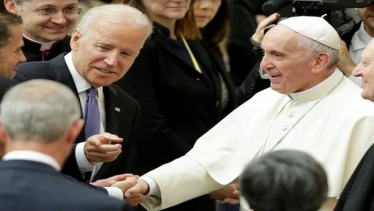 Pope Franzescu congratulates Joe Biden for victory