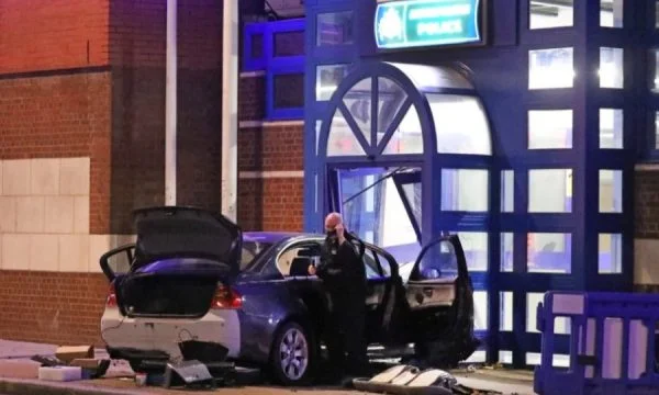 Briton slams car at police station after fine he received for violations of the measures