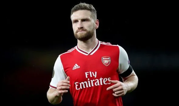 Shkodran Mustafi vazhdon të mbetet mbrojtësi më i shtrenjtë i transferuar nga Arsenali