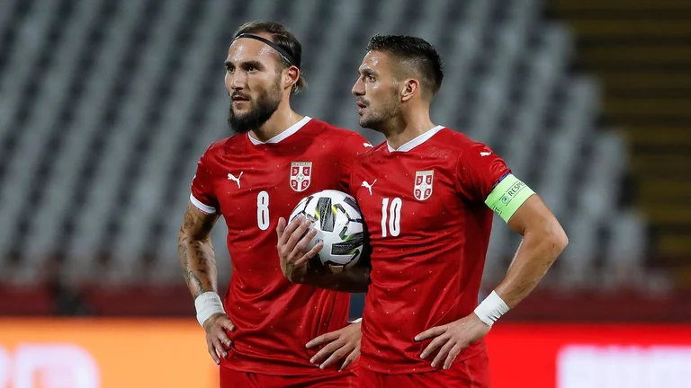 Serbien in Schwierigkeiten vor dem Spiel mit Schottland
