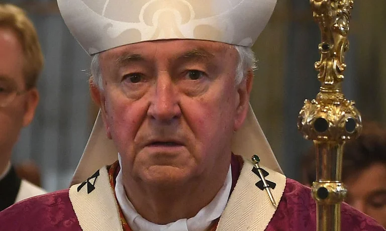They hid them under the carpet: The investigation denounced the Catholic Church for hiding “sexual abuse with children”