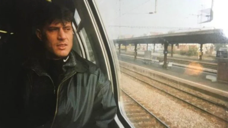 Photo rare de Thaci en France après avoir été condamné à 10 ans de prison en l'absence du régime serbe