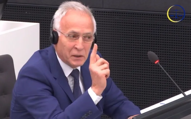 La famille de Jakup Krasniqi répond après son discours émotionnel au