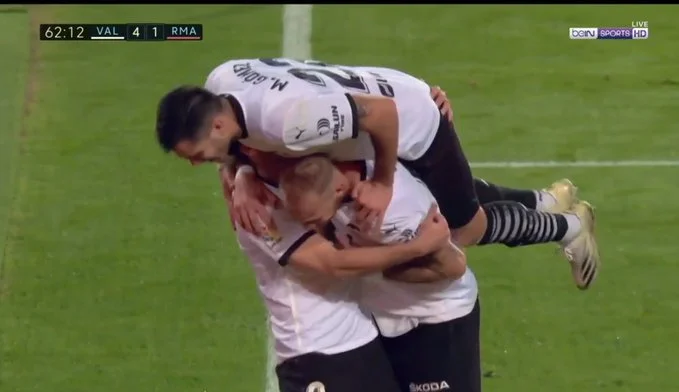Real se está poniendo tímido de San Valentín, tomando el cuarto objetivo.