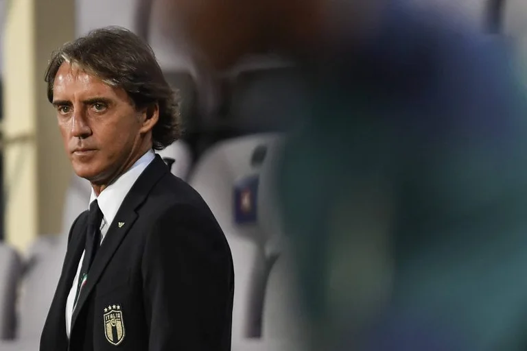 Roberto Mancini positiv mit Coddy-19