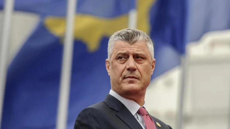 Hashim Thaci con messaggio ai politici: l'egoista nella politica porta giù