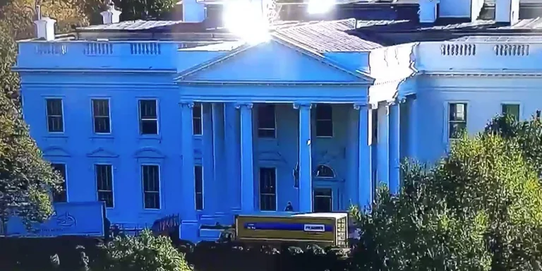 El camión de carga se ve fuera de la Casa Blanca: se dice a Trump que se puede quedar hasta enero