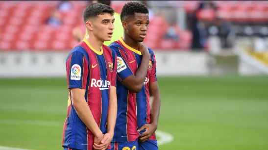 As a father to young people in Barcelona, he gives advice to players