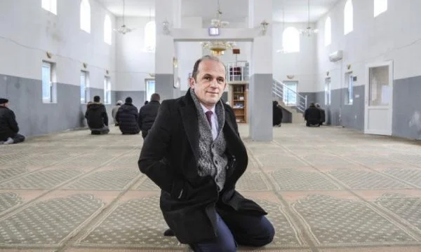 Kosovo Imam reacts to language used in Arab countries at Friday prayer