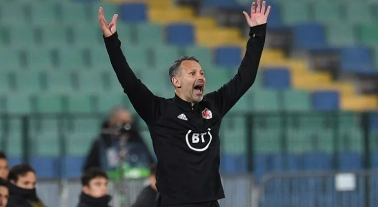 This is Giggs' reaction after he was arrested on charges of assaulting his girlfriend