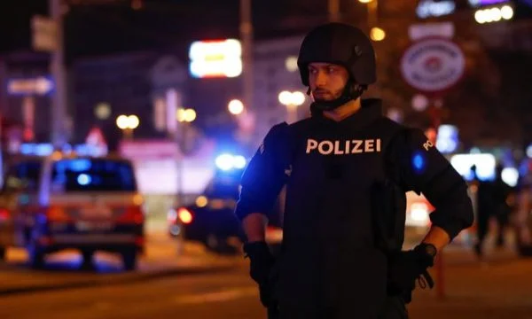 Kosovo Imam reagiert nach dem Angriff auf Wien: Terror hat keine Religion