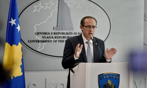 El arresto del Primer Ministro Hoti por Salih Mustafa