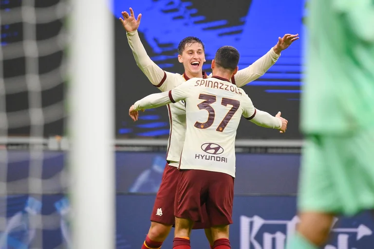Giocatore di calcio albanese tra i più costosi giovani in Europa dice così