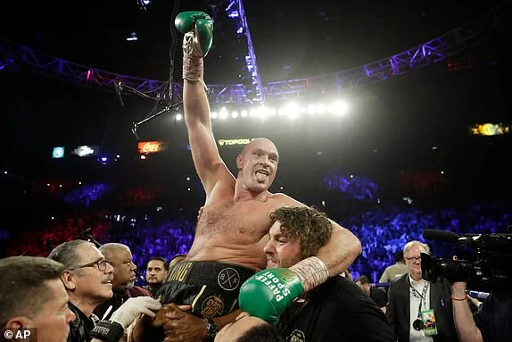 Fury finally decides, he won't face Wilder whom he chose instead.