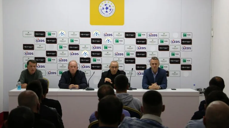 Rencontre des dirigeants de la FFK avec les juges de Superleague