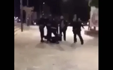 Squirrel match, Kosovo police barely control the situation