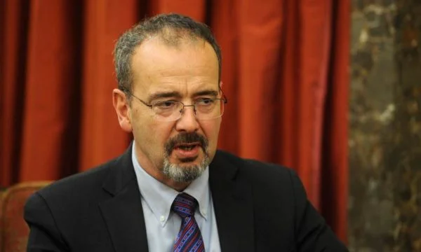 Ambassadeur des États-Unis à Belgrade: le dialogue Kosovo-Serbie est une question difficile, mais des progrès sont nécessaires
