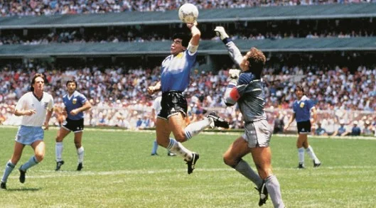 Maradona today celebrates her 60th birthday: His will is simply strange