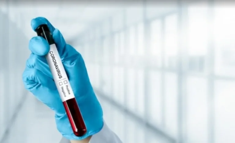 Frankreich mit 47.000 neuen Fällen und 235 Opfern von Coronavirus