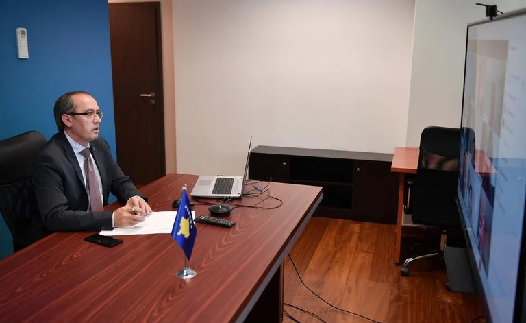 Dans l'impasse comptable, Hoti rencontre le Conseil et la direction de Trepca et l'Union Telekom