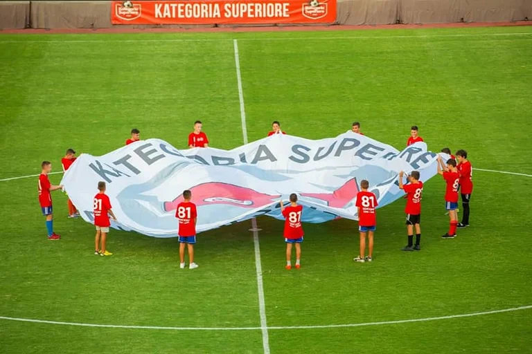 Boycott dans le football albanais continue