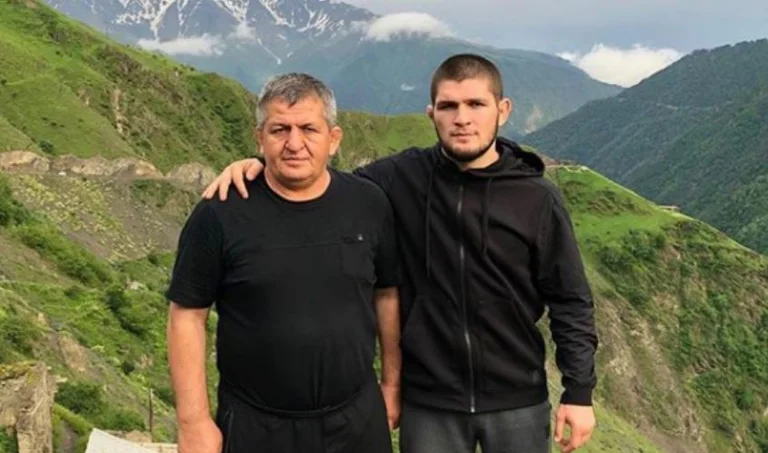 Khaab con el emocionante post después de su última dedicación UFC al padre