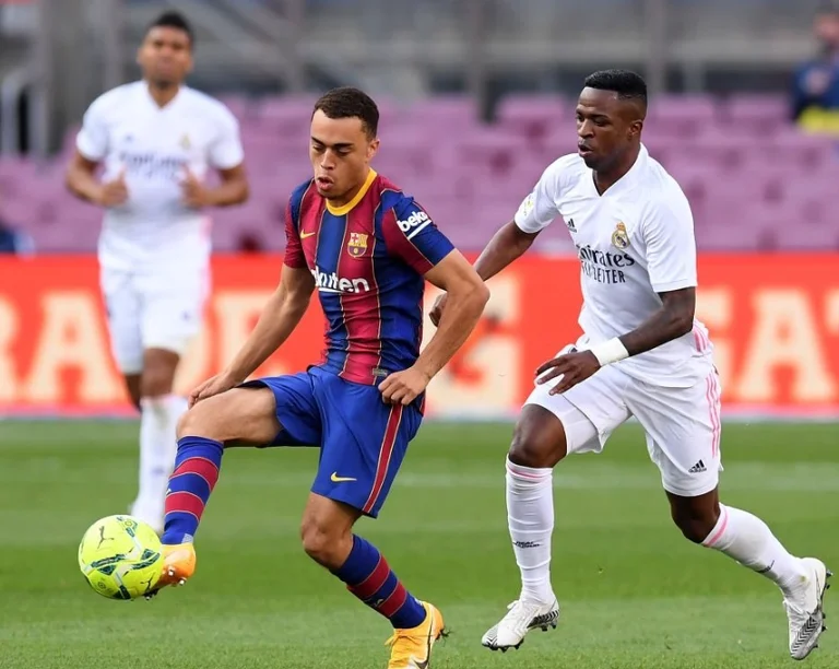 Elle a rencontré le Real Madrid : Ce sont des évaluations de joueurs.