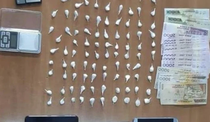 Diffuser de l'héroïne et de la cocaïne en Albanie, deux personnes arrêtées