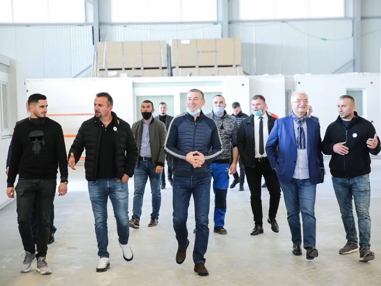 Wessel seeks government attention to production sector