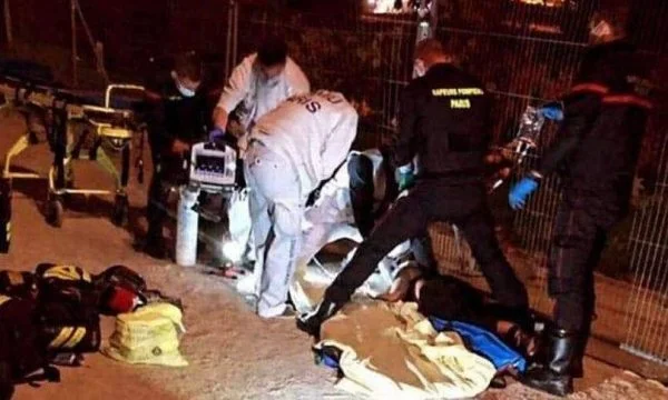 Two Muslims stabbed in Paris by two girls shouting racist words