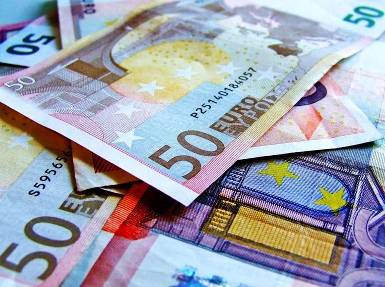 When did 2 million euros disappear from the State Treasury?
