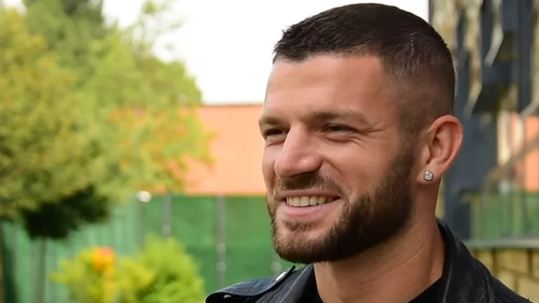 Avez-vous des rapports sexuels avant ou après le match, c'est la réponse de Valon Berisha