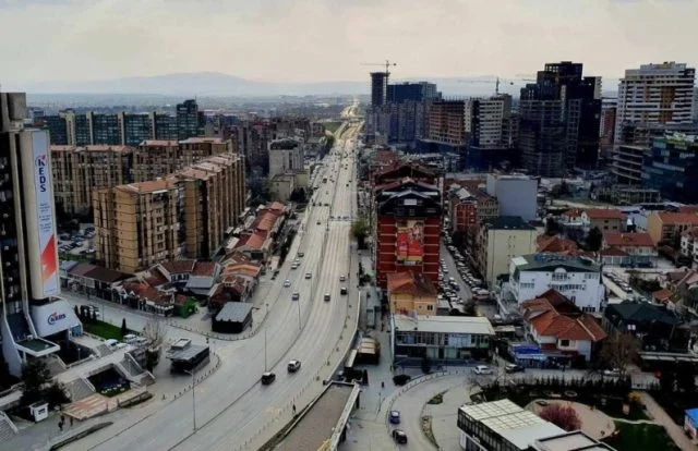 Entrada en el centro de Pristina para ser pagado