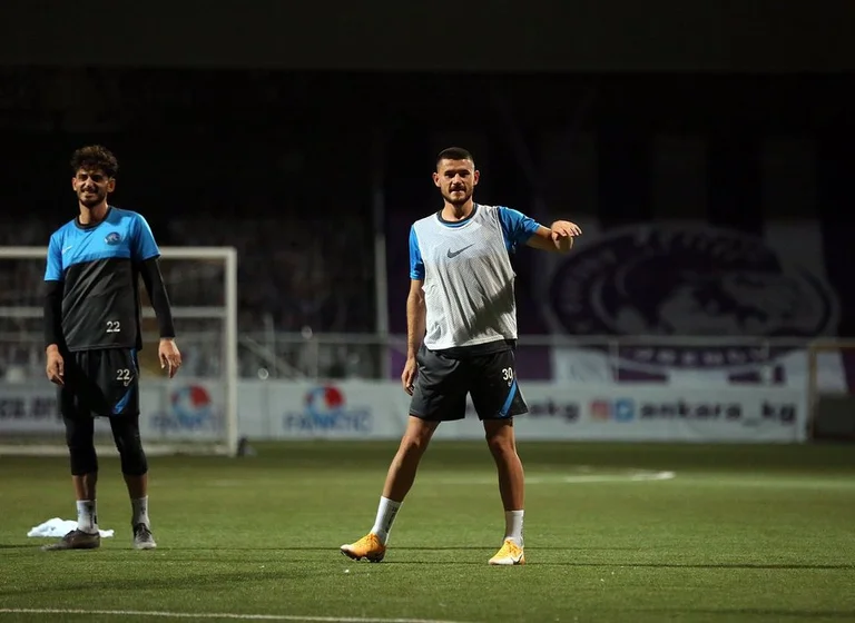 Top manaj in Turkish club victory